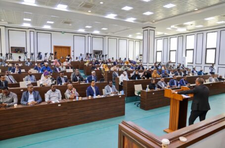 مجلس الشعب الصومالي يستأنف نقاشه حول “ضريبة القيمة المضافة” المثيرة للجدل