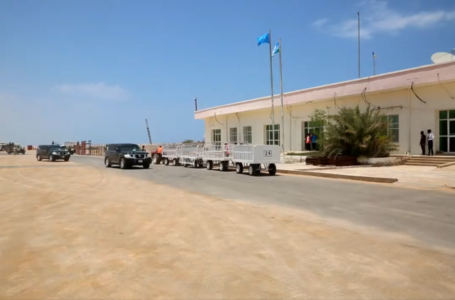التوترات في مدينة “بوصاصو” .. توقف الرحلات اليومية لمطار المدينة