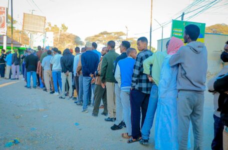 سكان إدارة صوماليلاند الانفصالية يتجهون إلى مراكز الاقتراع