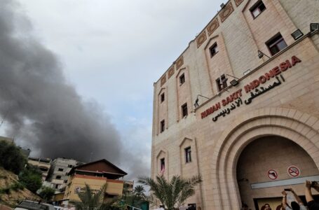 الحرب على “غزة” .. الاحتلال يعتقل المرضى في المستشفيات