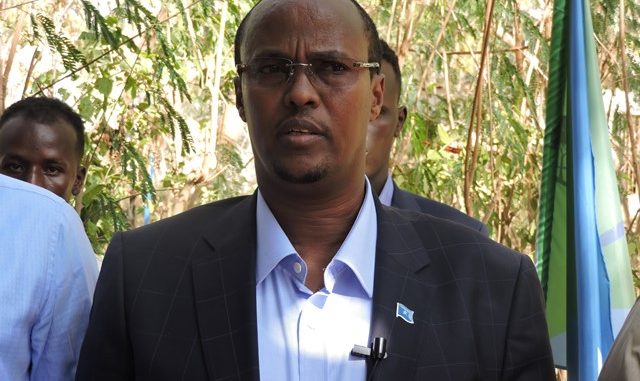 Hirshabelle oo ku dhawaaqday dagaal ka dhan ah Al-shabab