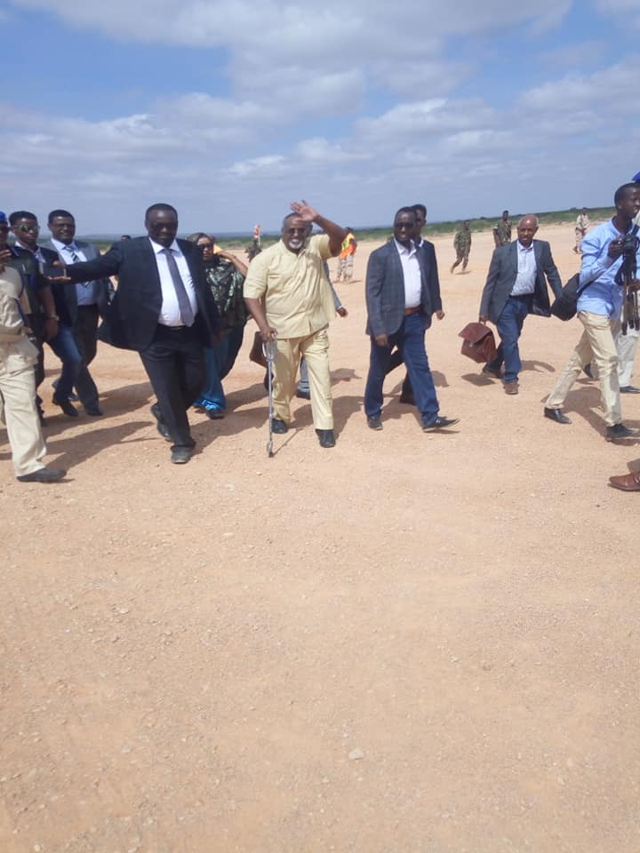Waare oo Baladweyne u tagay Xalinta Muran dhinaca maamulka ah