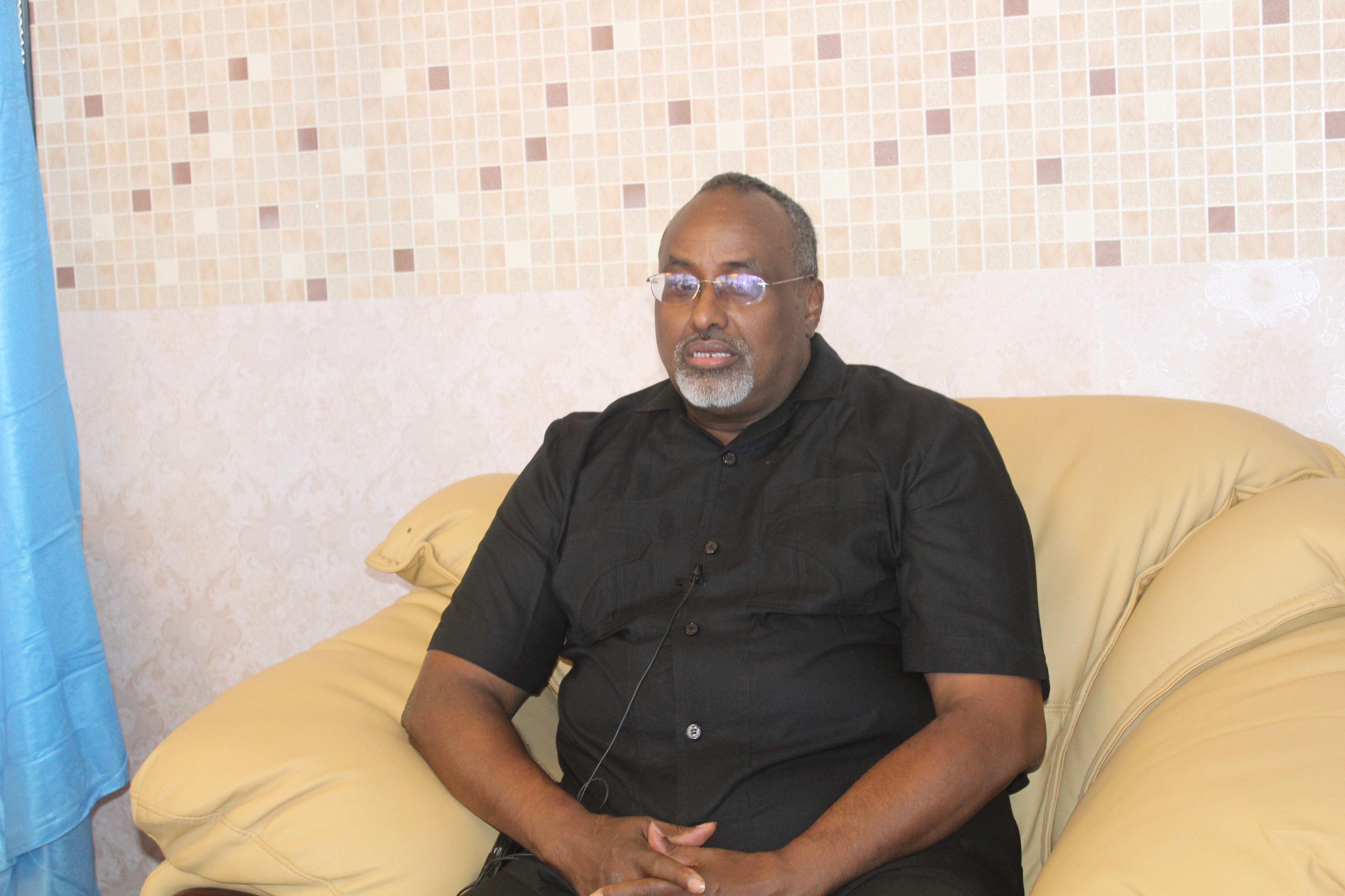Madaxweyne Waare oo ku baaqay in la joojiyo Dagaal Beeleedka Maxaas.