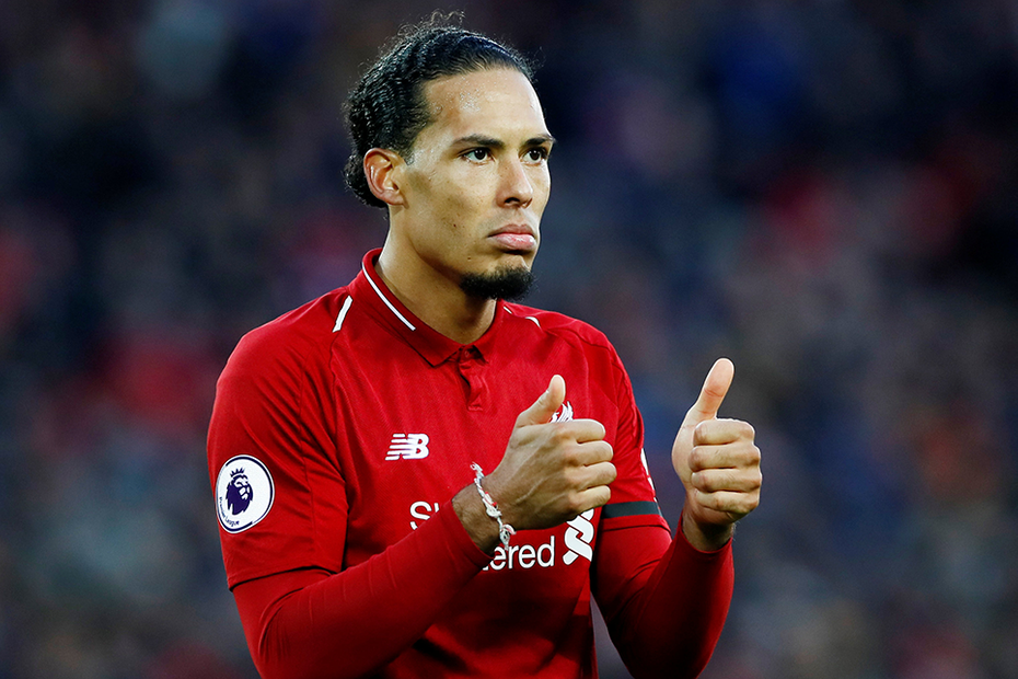 Virgil van Dijk oo loo magacaabay xidigii ugu fiicnaa Liverpool xili ciyaareedka 2018/19.