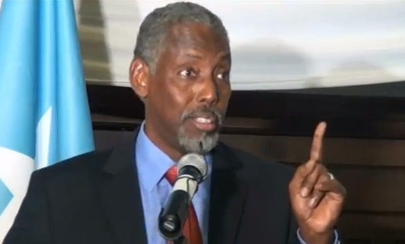 Dr Baadiyoow M.Farmaajow ka joog waddada aad ku socoto.