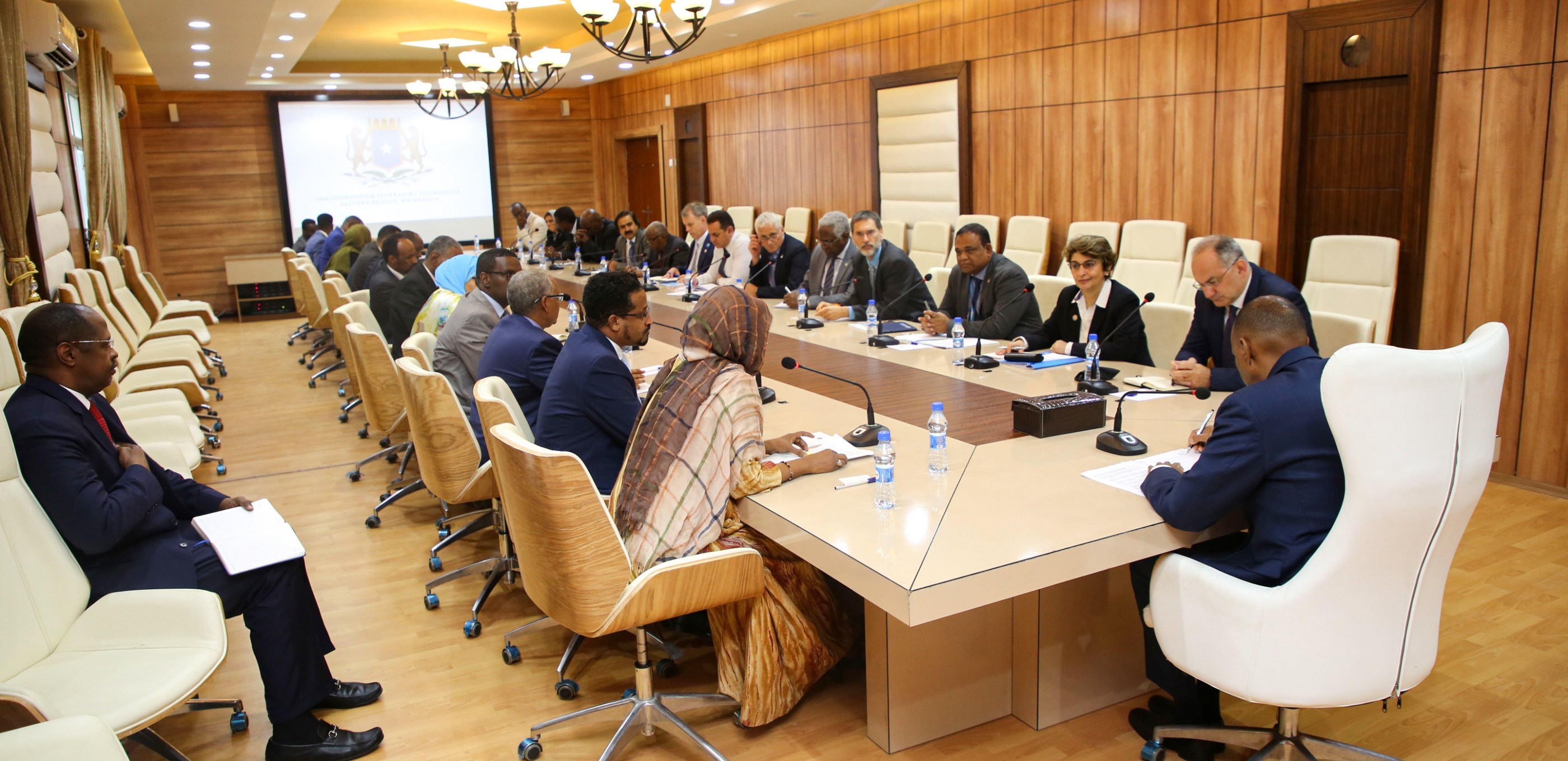 Ra’iisul Wasaare Khayre oo kulan la qaatay Wafdi Ka Socda Hey’adda Caafimaadka Adduunka.