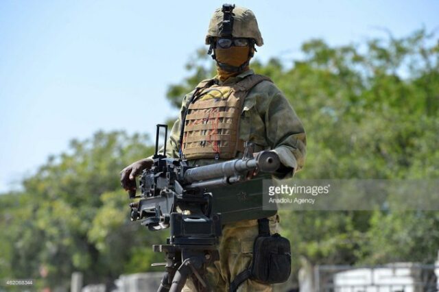 Al shabaab oo Afduubatay mid kamid ah Askarta DANAB ee uu Mareykanku tababaro.