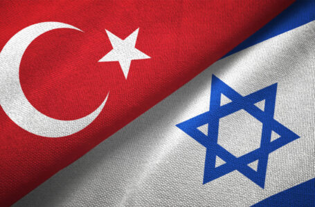 Turkiga oo dalbaday in kubadda Cagta laga reebo Israa’iil si lamid ah Ruushka