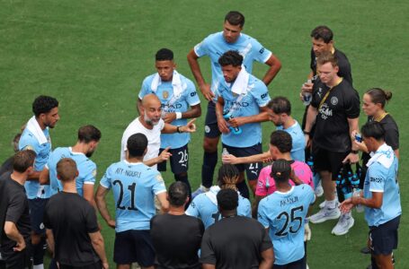 Pep Guardiola oo Ciyaartoyda Manchester City uga digay in ay cunnaan ama cabbaan waxyaabaha kordhin kara Miisaankooda!