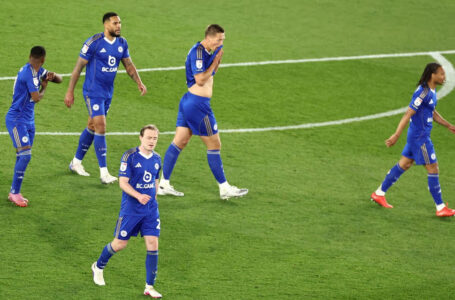 Leicester City oo 10 sano kahor si cajiib ah ku qaadday Horyaalka Ingriiska oo u dhacday Heerka 3aad ee League One