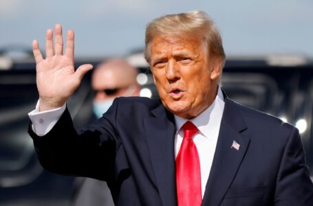 Trump “Waxa aan joojinay qaadashada Qaxootiga ka imaanaya Soomaaliya”  