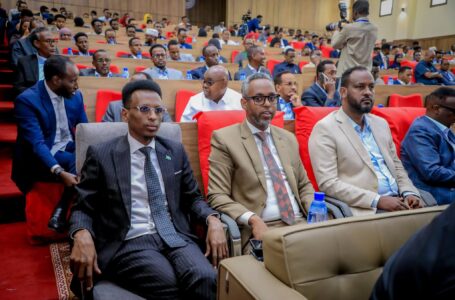 Golaha Wakiillada Galmudug oo maanta Dhagaysanaya hadal jeedinta musharriixinta Hoggaamiyaha & ku xigeenka Maamulkaas
